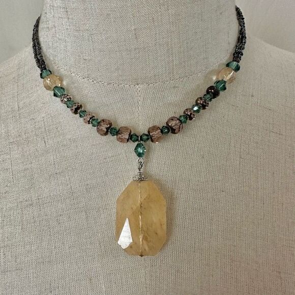 Faux agate beaded pendant necklace - Picture 1 of 11